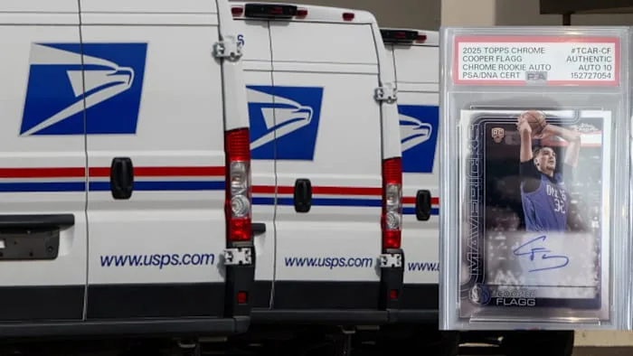 Baytown postal supervisor arrested after allegedly stealing $3,600 sports card from mail, re-selling it online