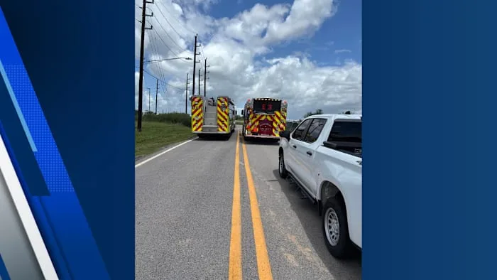 Natural gas leak closes part of Reese Road near FM 2218 in Fort Bend County