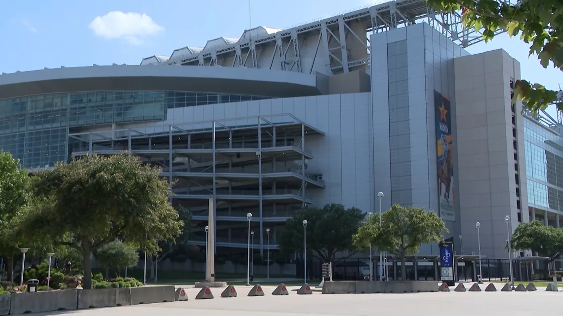 Houston World Cup ticket prices are swinging wildly. Here's what buyers need to know
