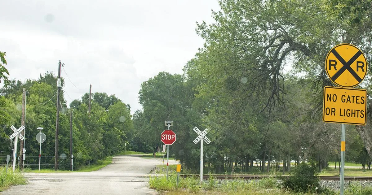 Comal County seeks federal funding for railroad crossing arms at Orion Drive, House Street