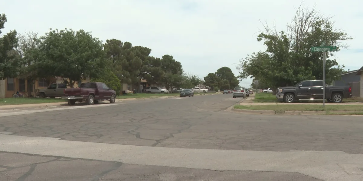 'It shook the walls of the whole house': Neighbors recount gunfire during Midland officer shooting