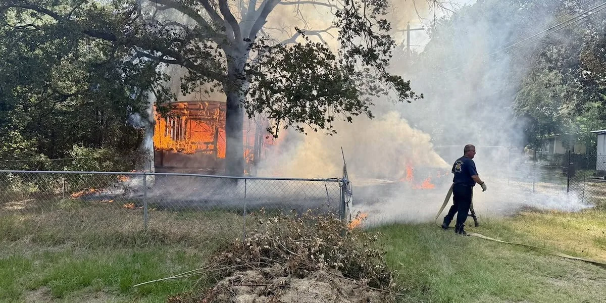 Fire destroys home, car in Gun Barrel City