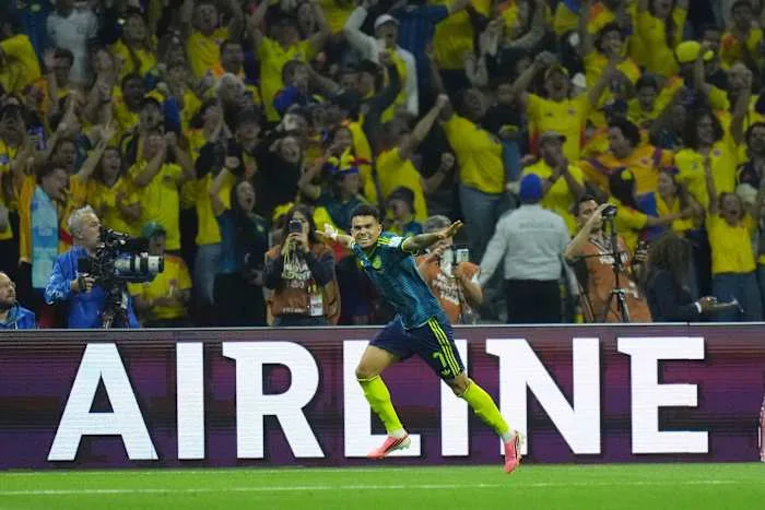 Luis Daz sparks Colombia to a 3-1 win over Uzbekistan in its World Cup opener