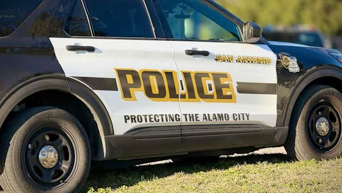 2 men detained for questioning after 2 teens die in Southwest Side shootout, SAPD says