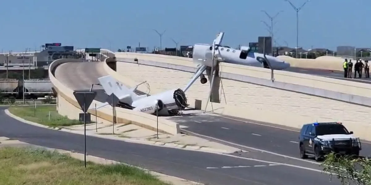 Former Texas Tribune board member killed in Laredo plane crash