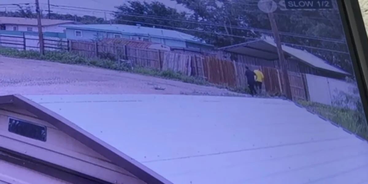 Crime stoppers seeks help identifying suspects in Big Spring burglary