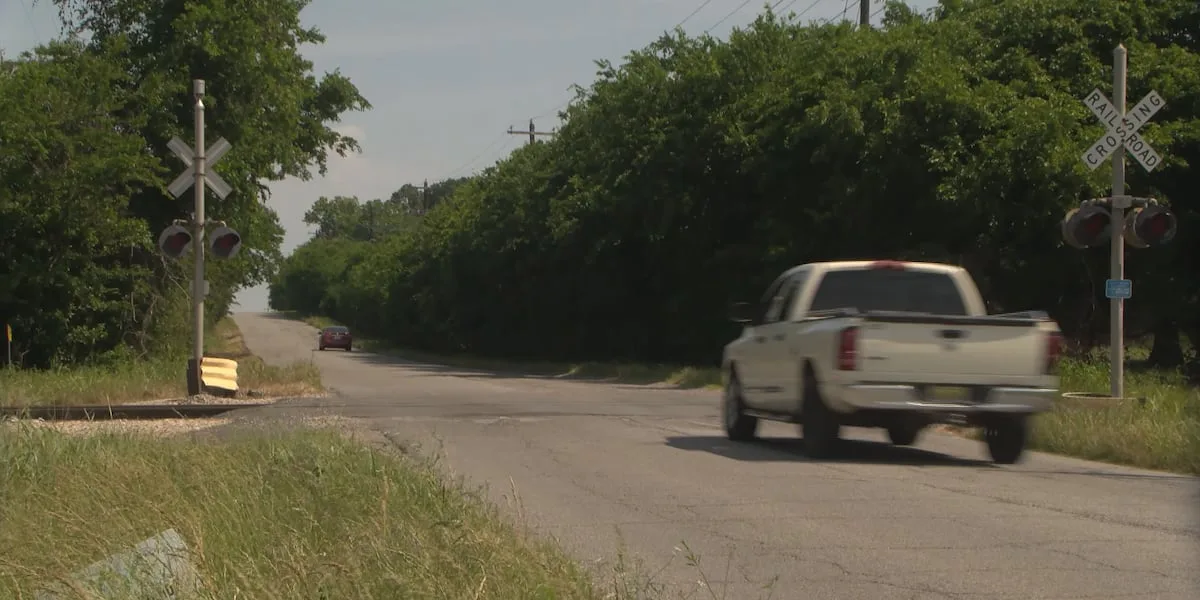Bryan County resident pushes for railroad crossing safety improvements