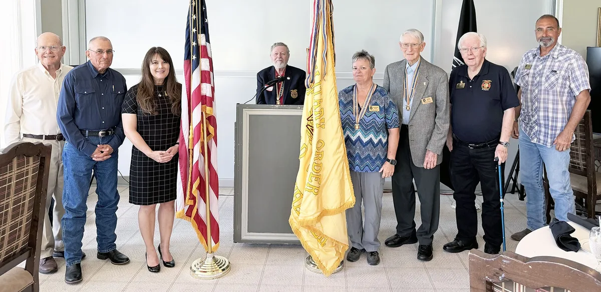Hill Country MOWW chapter installs new officers, honors members