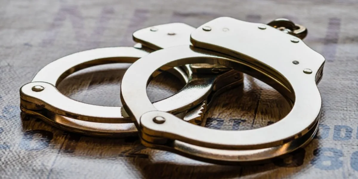 Laredo man arrested after alleged assault in restaurant parking lot