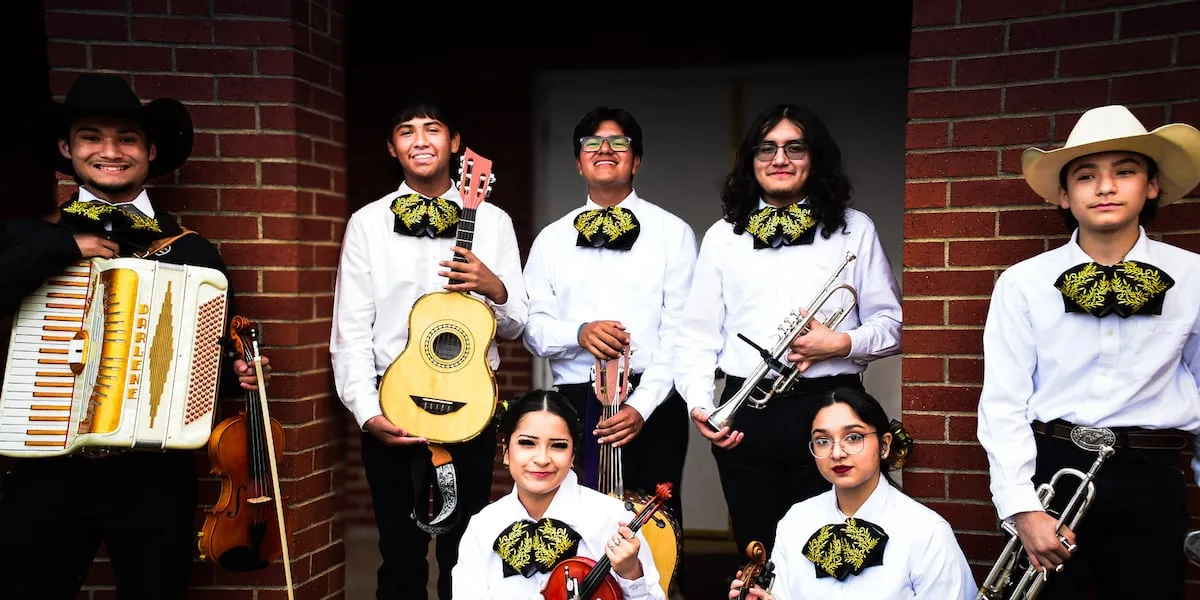 Mariachi Corazon de Oro: Seven Waco teens keep tradition alive and growing