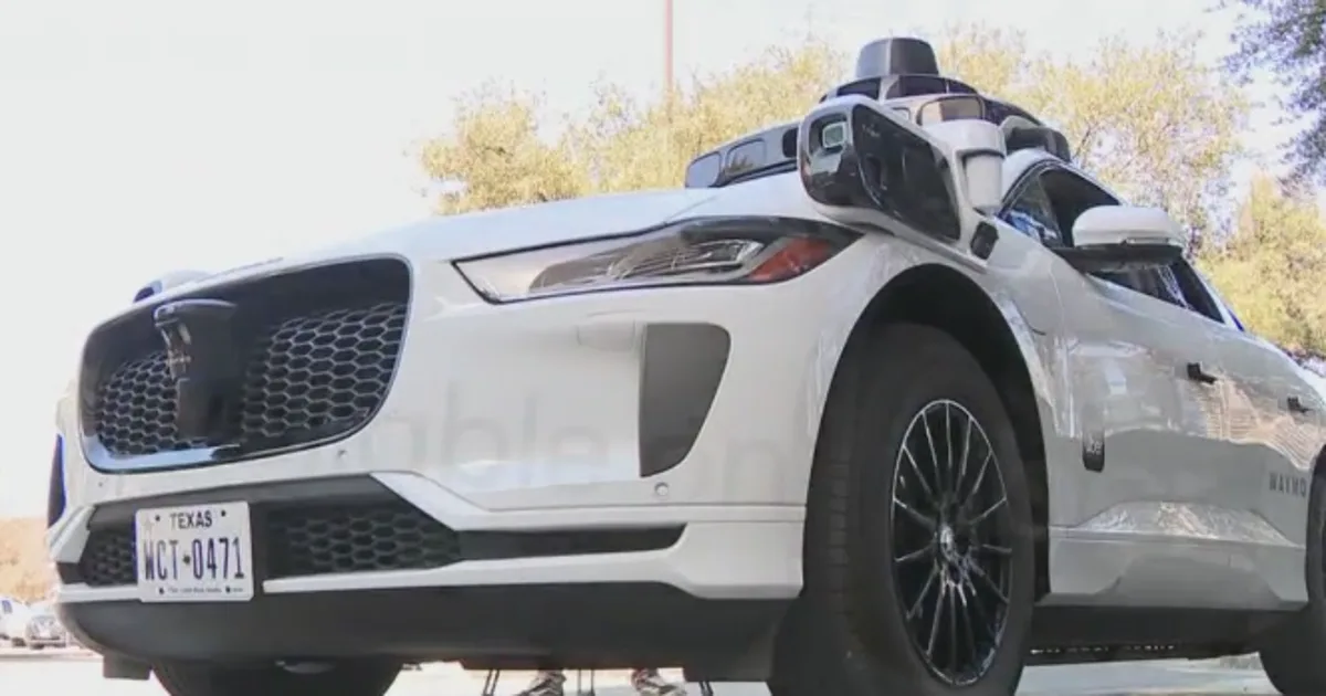 Poll: Texans support autonomous vehicles, but want stronger safety standards