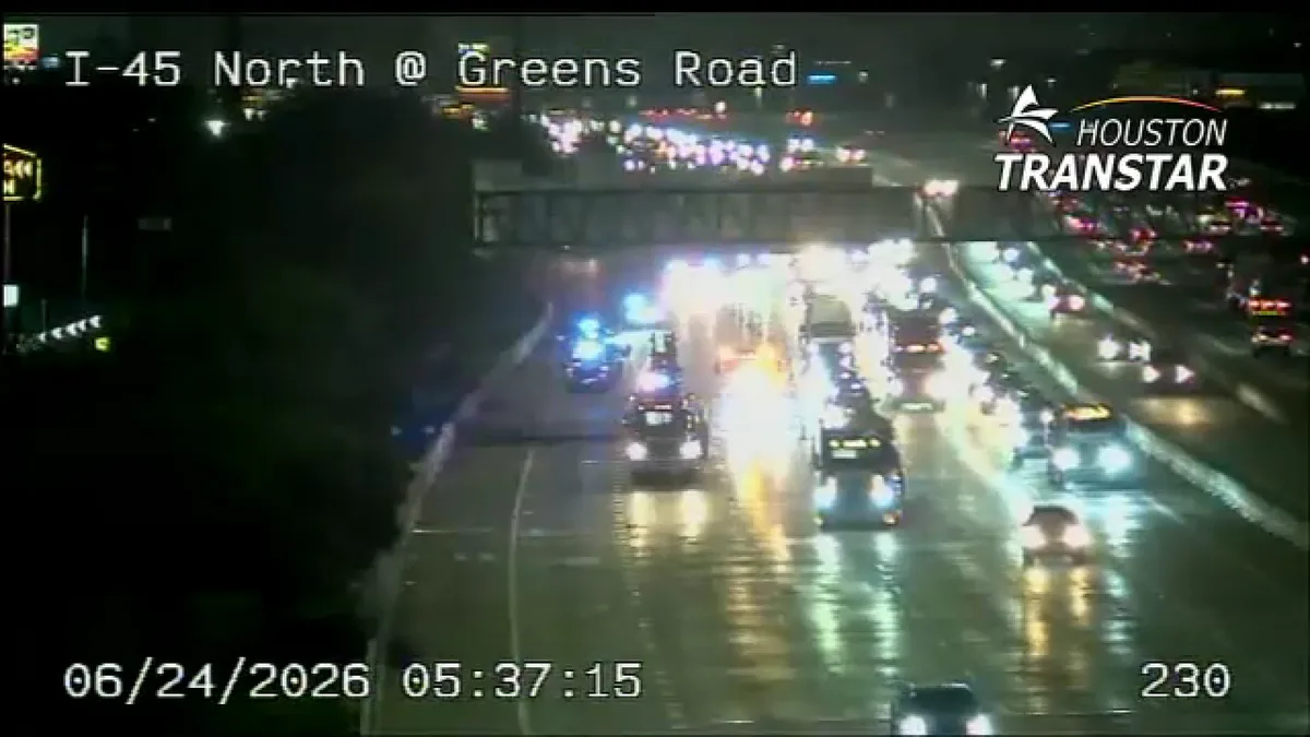 13 Alert Traffic: Heavy truck crash blocking some lanes on I-45 SB at Greens Road, TranStar shows