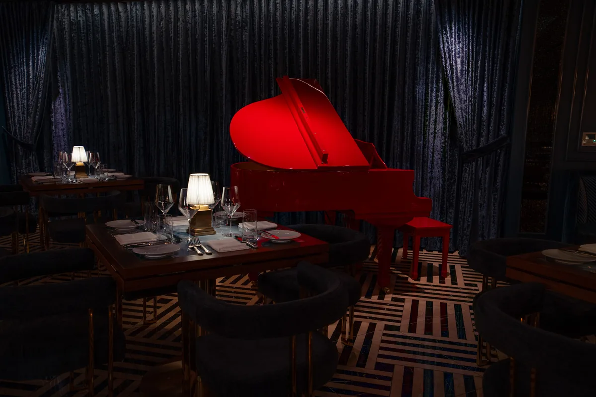 A peek inside newly opened Palladino's, the steakhouse straight out of Grand Central Station