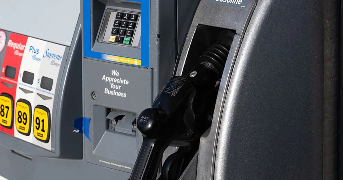 This gas buying trend indicates financial stress, top industry executives say