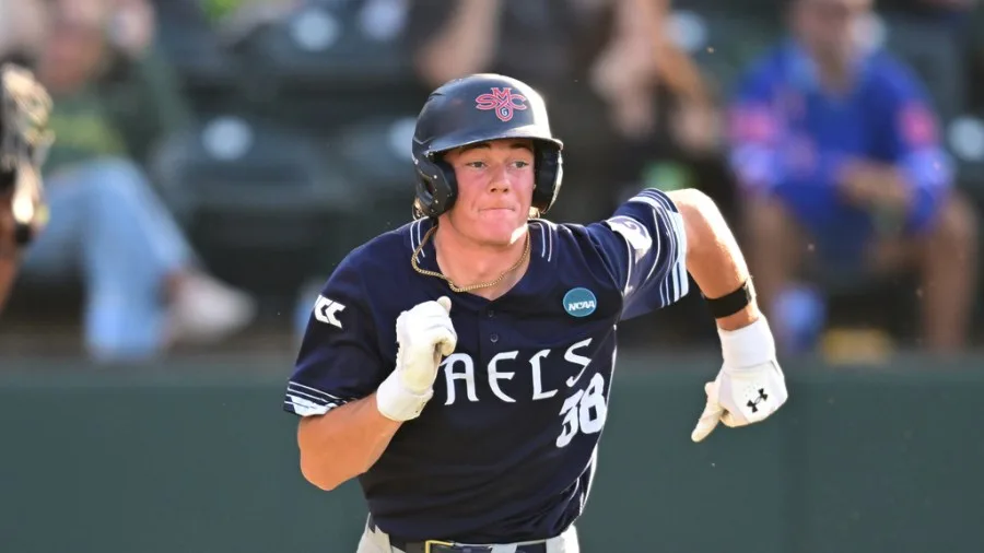 Texas adds Saint Mary's catcher Ian Armstrong via transfer portal