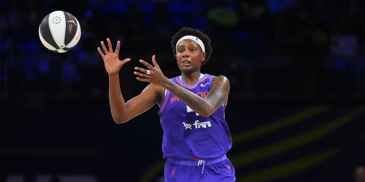 Lufkin's Mack records double-double in Mercury loss