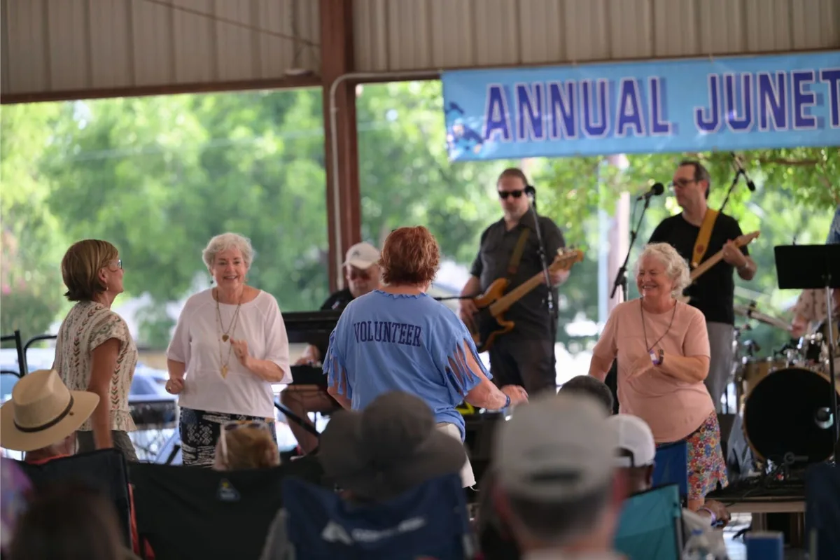 Blues fans vibe at annual Juneteenth celebration