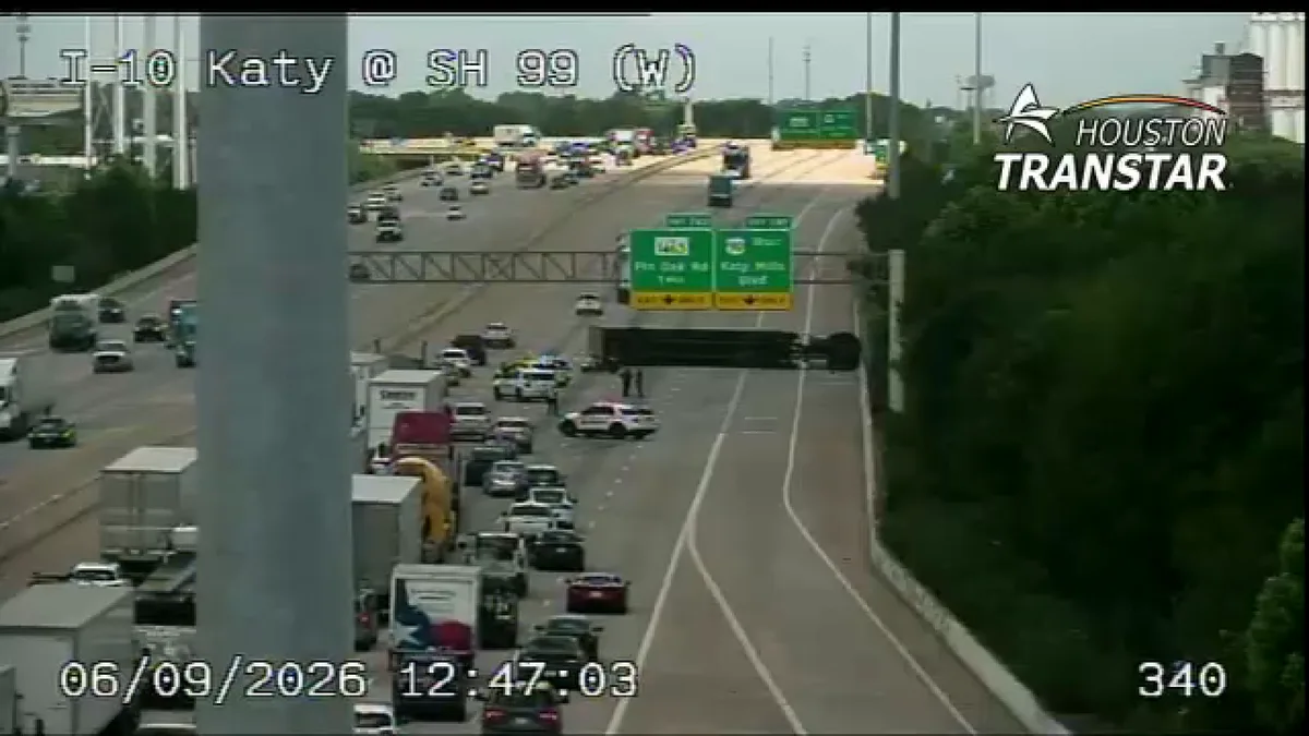 Overturned big rig causes multiple WB lanes to shut down on I-10 at Pin Oak Road: Houston TranStar