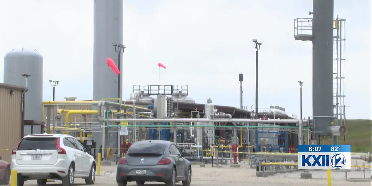 Renewable energy facility near Whitesboro holds ribbon cutting