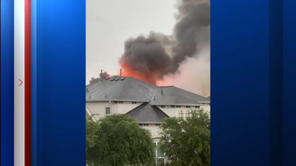 Firefighters say lightning may be to blame for fire at Cinco Ranch home
