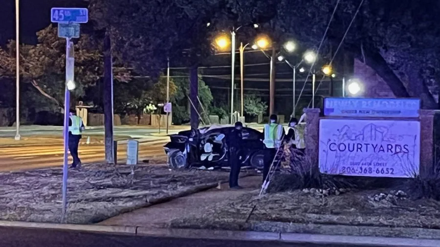 1 person dead after vehicle strikes apartment complex in Central Lubbock