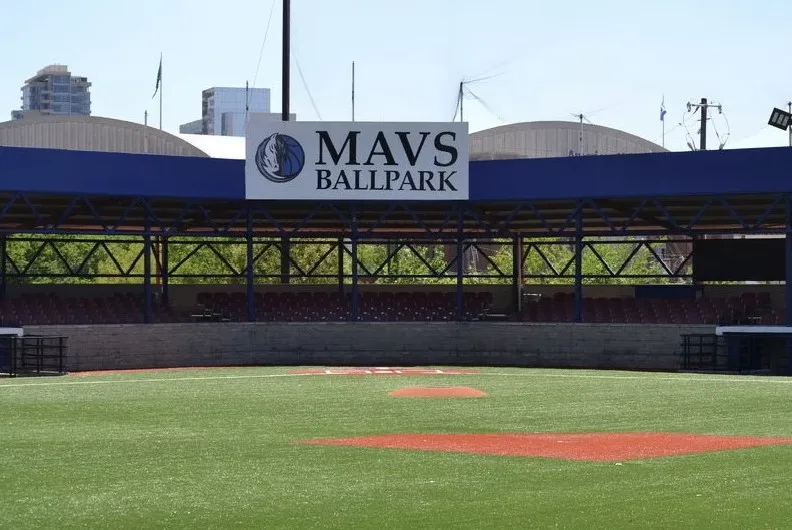 Dallas Youth baseball tournament interrupted by gunfire at Mavs Ballpark