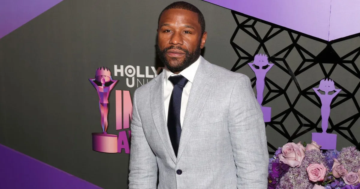 Floyd Mayweather facing felony charges for passing bad checks