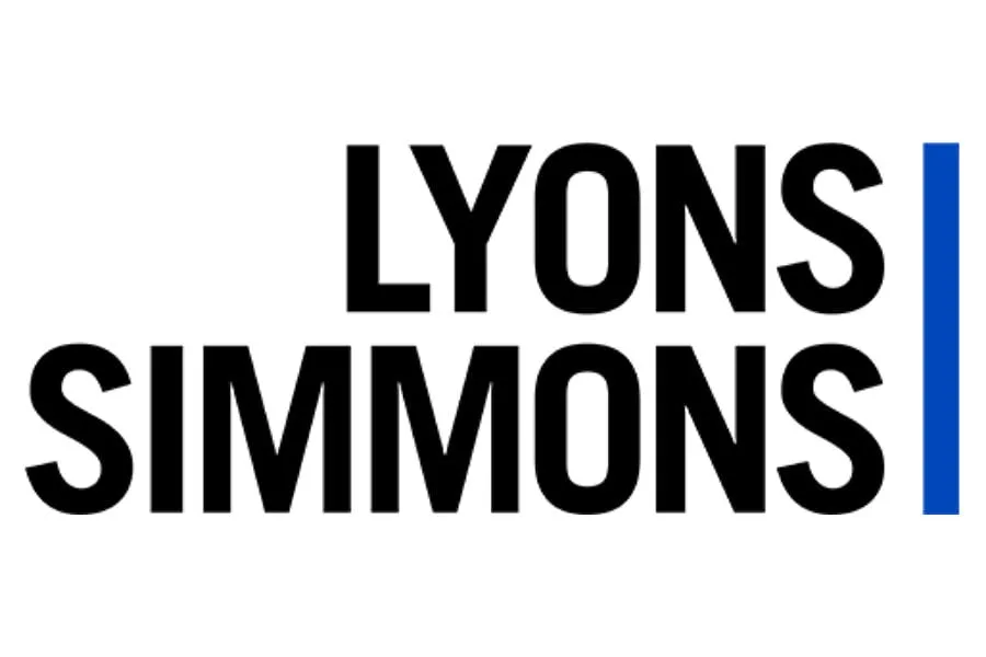Lyons & Simmons Secures Four No. 1 Texas Verdict Rankings for Landmark Burn Injury Case