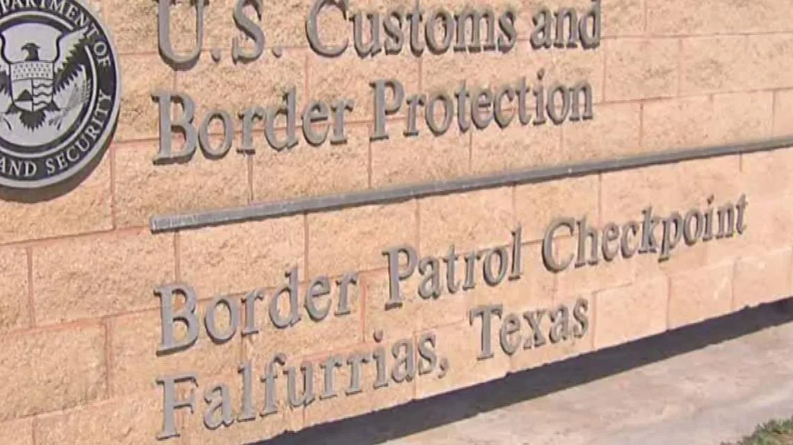 39 rescued after Falfurrias checkpoint pursuit ends in fire