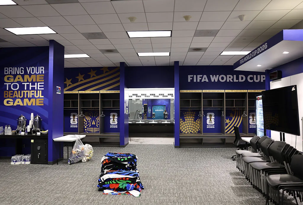 Japan tidies Dallas Stadium locker room after World Cup match